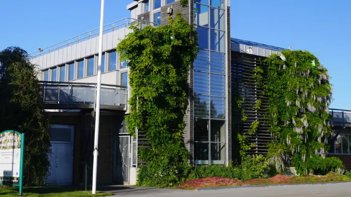 Upplev gröna tak i verkligheten – besök Augustenborgs takträdgård